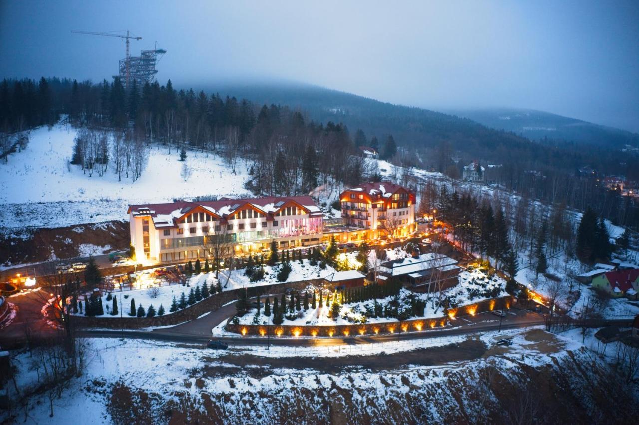 Hotel & Medi-Spa Bialy Kamien Сверадув-Здруй Экстерьер фото
