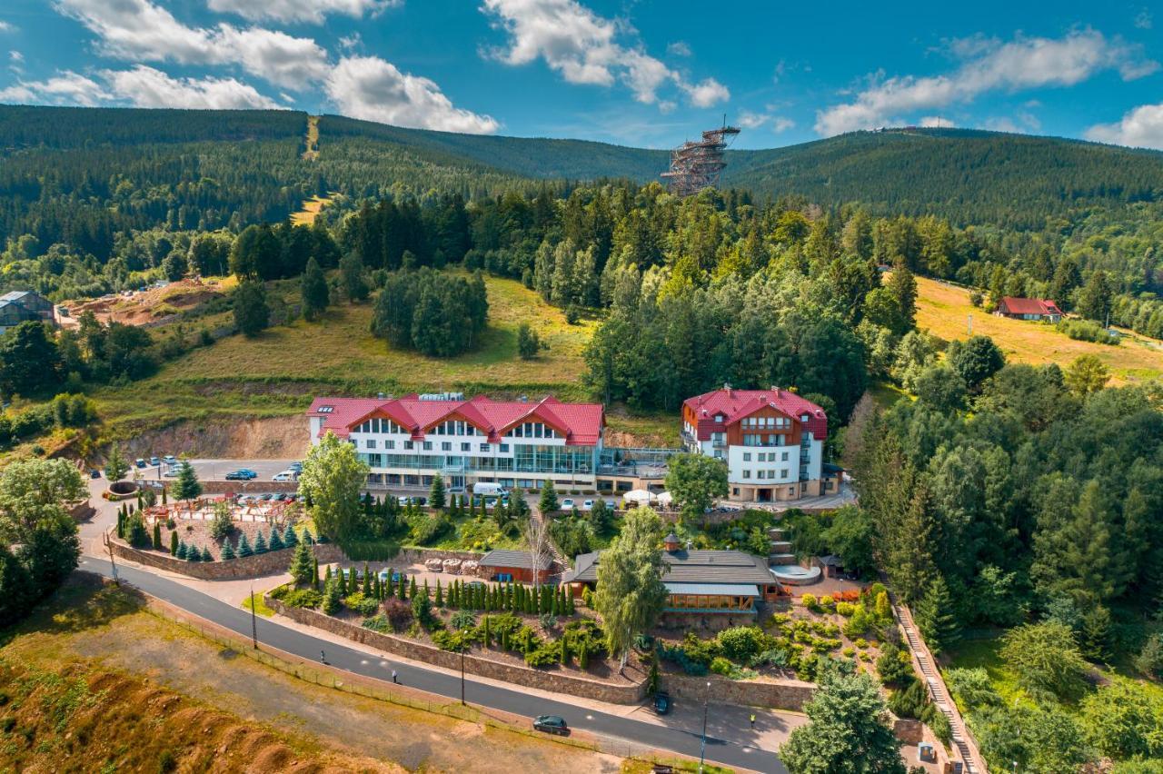 Hotel & Medi-Spa Bialy Kamien Сверадув-Здруй Экстерьер фото