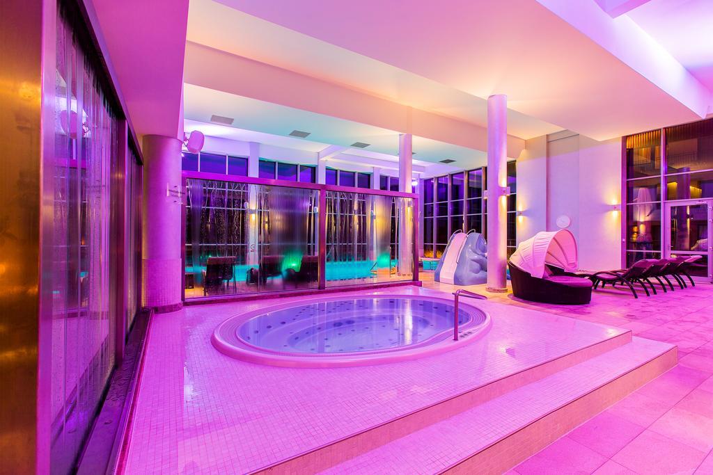 Hotel & Medi-Spa Bialy Kamien Сверадув-Здруй Экстерьер фото